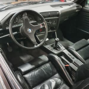 BMW 325i Cab intérieur