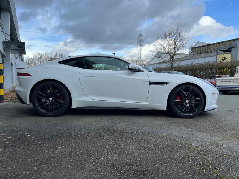 JAGUAR F-TYPE R Coupé 2014