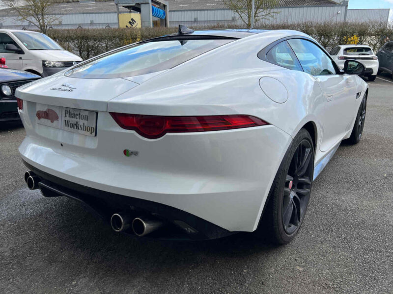 JAGUAR F-TYPE R Coupé 2014