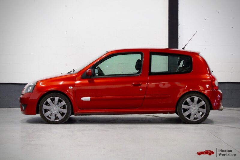 RENAULT CLIO 2 RS PHASE 2  2002
