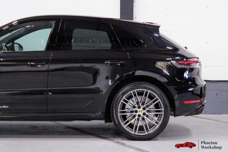 PORSCHE MACAN TURBO 2020