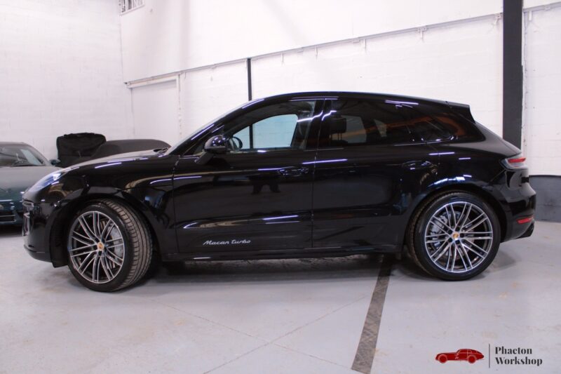 PORSCHE MACAN TURBO 2020