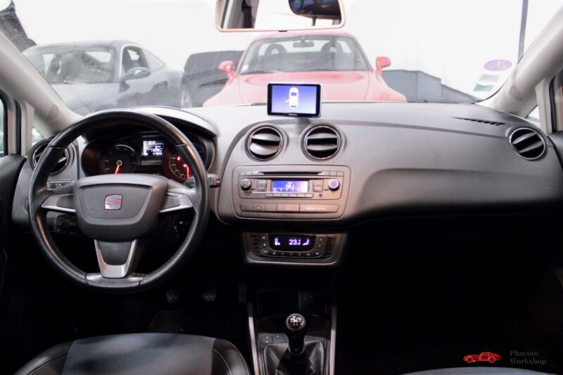 SEAT IBIZA 105ch I Tech Plus BVM 5 - Entretien complet à jour 