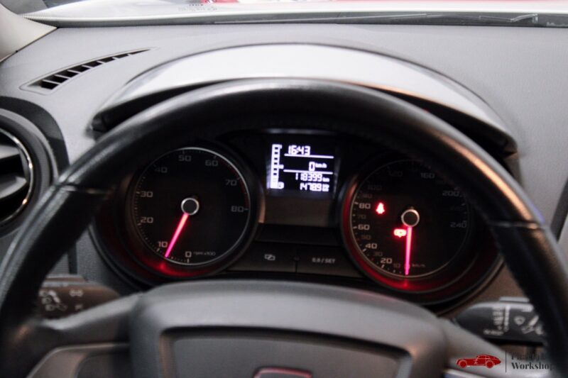 SEAT IBIZA 105ch I Tech Plus BVM 5 - Entretien complet à jour 