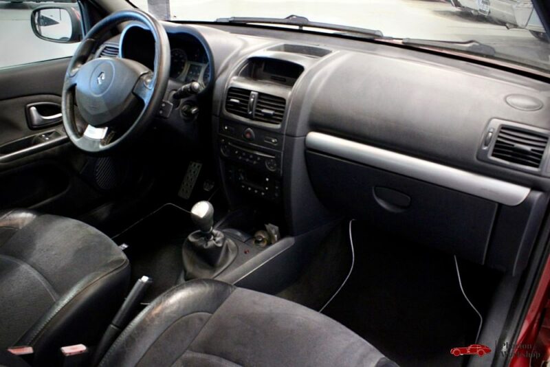 RENAULT CLIO 2 RS PHASE 2  2002