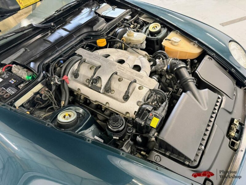 PORSCHE 968 1992