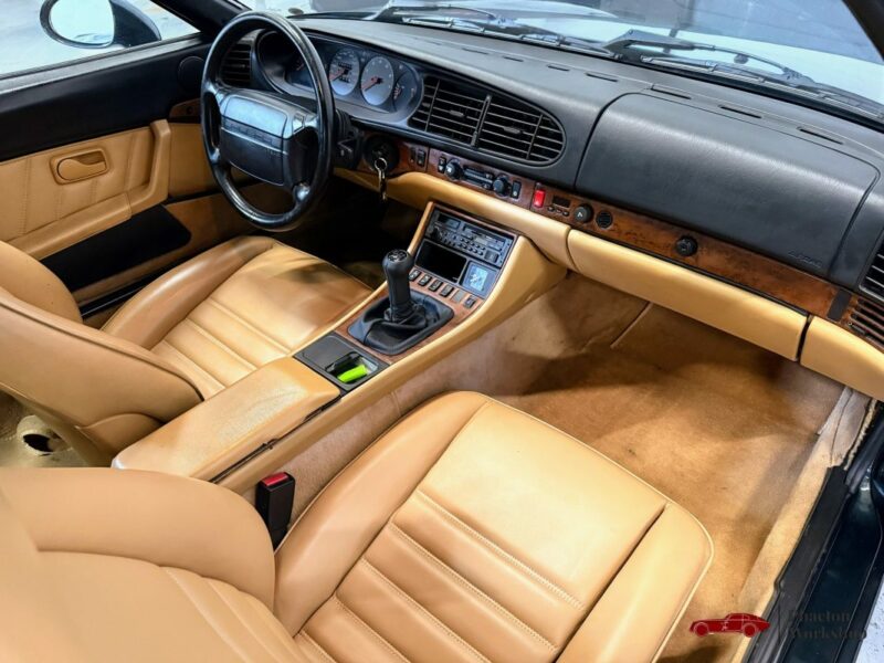 PORSCHE 968 1992