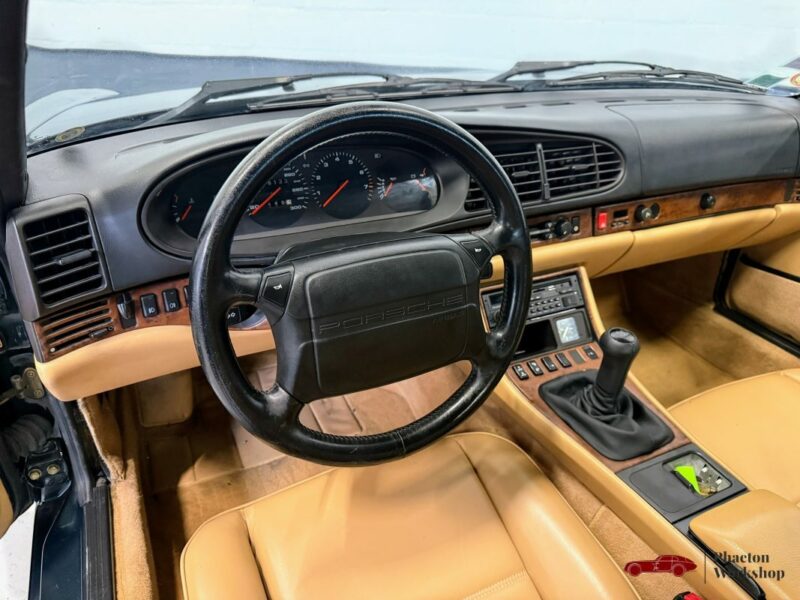 PORSCHE 968 1992