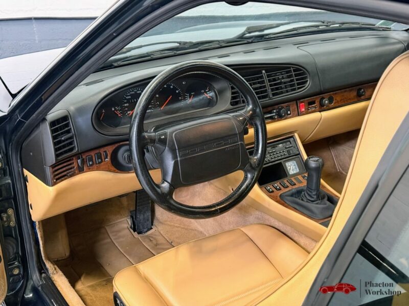 PORSCHE 968 1992
