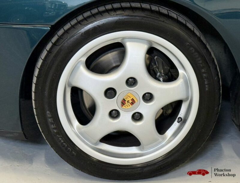 PORSCHE 968 1992
