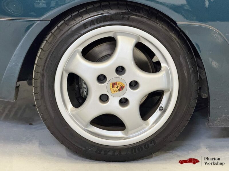 PORSCHE 968 1992