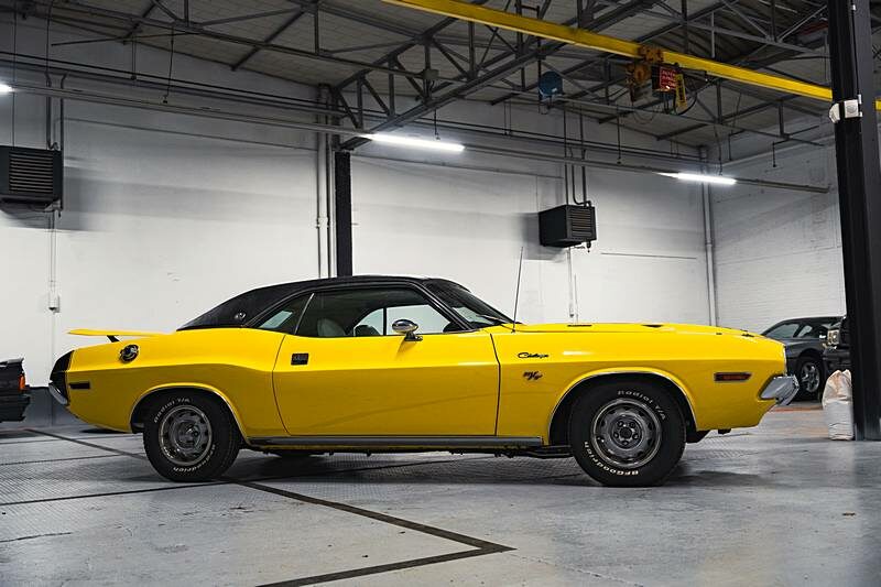 RARE - Dodge Challenger R/T 440ci Magnum - Sort de Rénovation