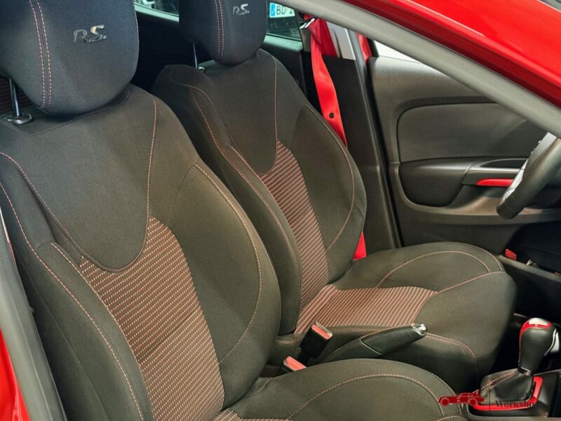RENAULT CLIO  4 RS 2015