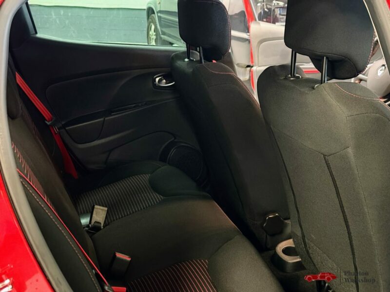RENAULT CLIO  4 RS 2015