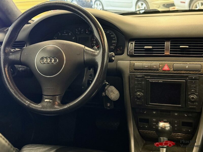 Audi RS6 C5 Berline 2004