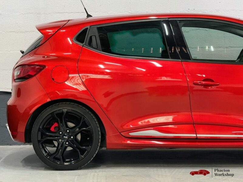 RENAULT CLIO  4 RS 2015