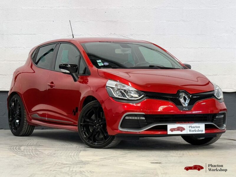 RENAULT CLIO  4 RS 2015