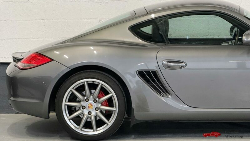 Porsche Cayman S 987.2  3.4 PDK – 320ch – Gris Meteor métallisé