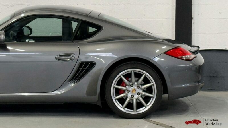Porsche Cayman S 987.2  3.4 PDK – 320ch – Gris Meteor métallisé