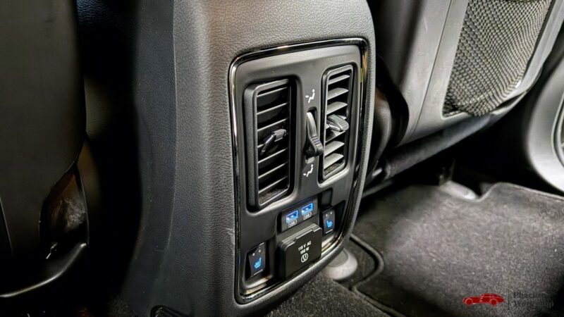 DODGE DURANGO R/T 5.7L HEMI V8 – 365CH – BOÎTE AUTO – 7 PLACES