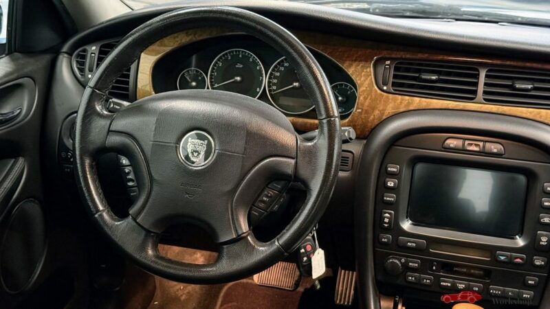 JAGUAR X TYPE V6 3.0L | Révisée entièrement | Élégance et caractère britannique