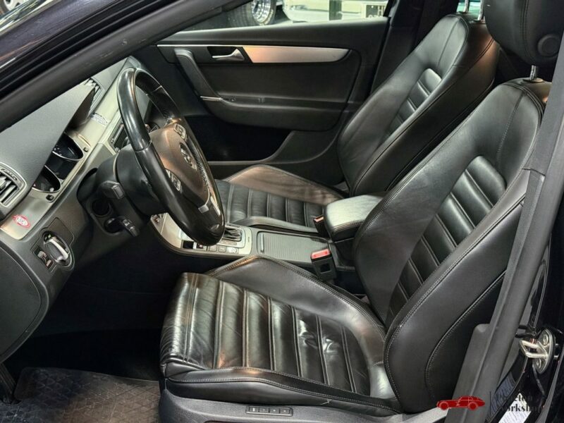 Volkswagen Passat SW 3.6 VR6 – 300CH | DSG | Suspensions pilotées |Régulateur Adaptatif |