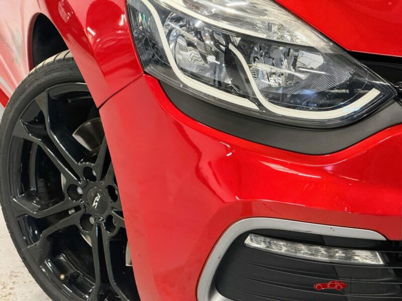 Renault Clio 4 RS Phase 1 – Châssis CUP | E85 Flex | Ligne inox à clapets | Entretien irréprochable