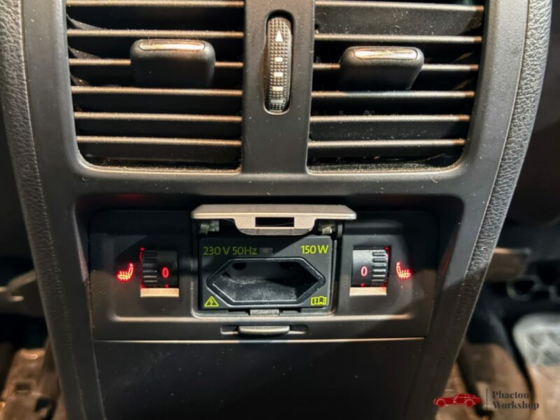 Volkswagen Passat SW 3.6 VR6 – 300CH | DSG | Suspensions pilotées |Régulateur Adaptatif |