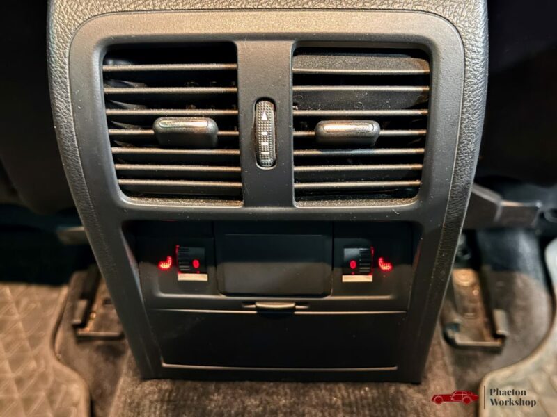 Volkswagen Passat SW 3.6 VR6 – 300CH | DSG | Suspensions pilotées |Régulateur Adaptatif |