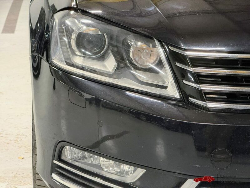 Volkswagen Passat SW 3.6 VR6 – 300CH | DSG | Suspensions pilotées |Régulateur Adaptatif |