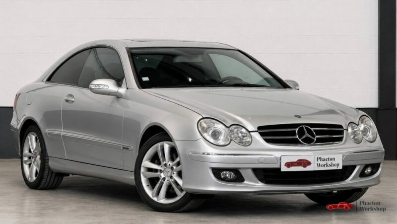 MERCEDES-BENZ CLK 350 AVANTGARDE COUPÉ - TOIT OUVRANT - XENON - SIÈGES ÉLECTRIQUES & CHAUFFANTS