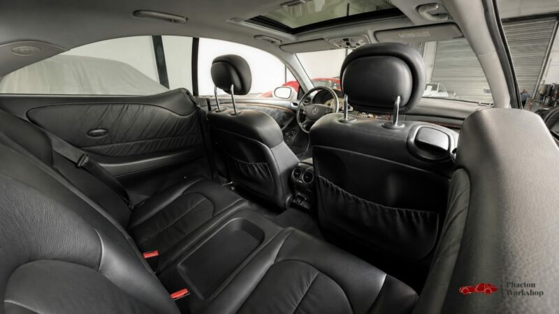 MERCEDES-BENZ CLK 350 AVANTGARDE COUPÉ - TOIT OUVRANT - XENON - SIÈGES ÉLECTRIQUES & CHAUFFANTS