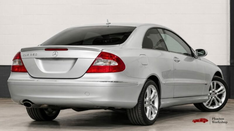 MERCEDES-BENZ CLK 350 AVANTGARDE COUPÉ - TOIT OUVRANT - XENON - SIÈGES ÉLECTRIQUES & CHAUFFANTS