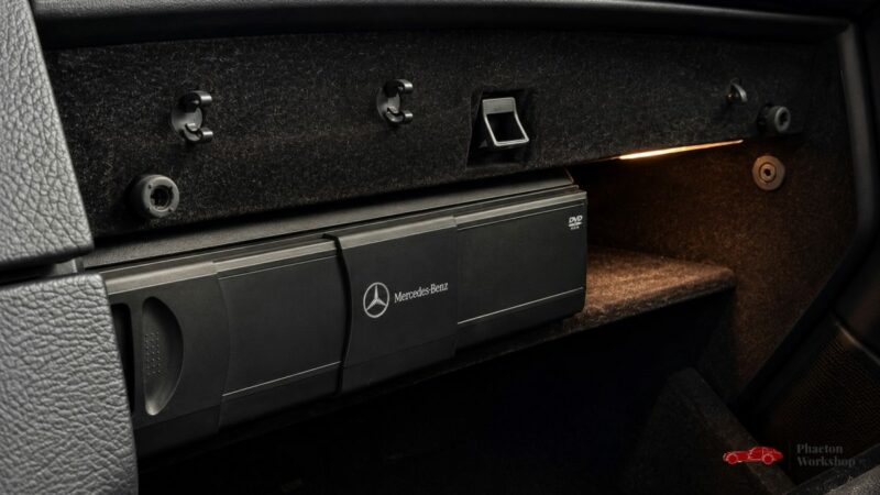 MERCEDES-BENZ CLK 350 AVANTGARDE COUPÉ - TOIT OUVRANT - XENON - SIÈGES ÉLECTRIQUES & CHAUFFANTS