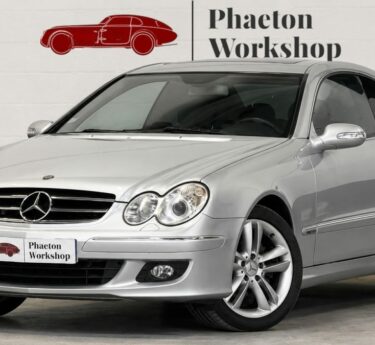 MERCEDES-BENZ CLK 350 AVANTGARDE COUPÉ - TOIT OUVRANT - XENON - SIÈGES ÉLECTRIQUES & CHAUFFANTS