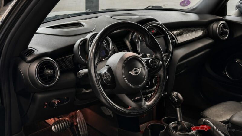 Mini Cooper S 192ch | Pack JCW | Toit Ouvrant | Affichage tête haute | Caméra | Suspension Pilotées
