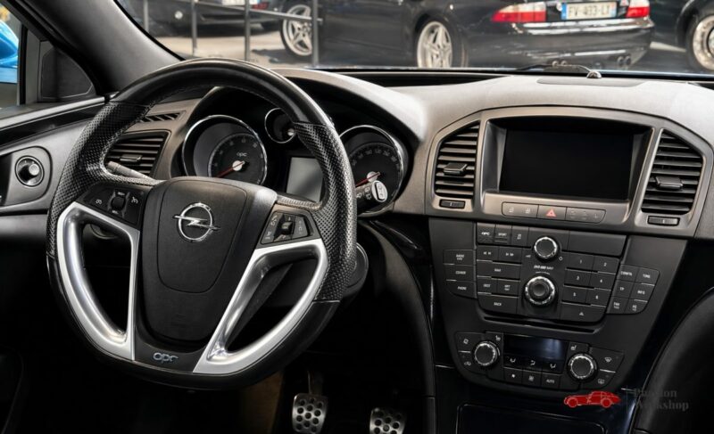 Opel Insignia SW OPC 2.8 V6 Turbo 325ch | Boîte Manuelle | Ligne Inox | Suivi Complet