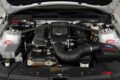Ford Mustang GT Cabriolet V8 – 80 500 km – Intérieur Rouge – Dynomax – Suivi complet