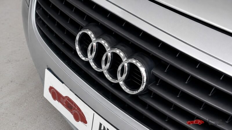 Audi TT 1.8T 180 ch – Carnet complet – Historique exceptionnel