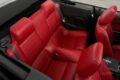Ford Mustang GT Cabriolet V8 – 80 500 km – Intérieur Rouge – Dynomax – Suivi complet