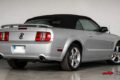 Ford Mustang GT Cabriolet V8 – 80 500 km – Intérieur Rouge – Dynomax – Suivi complet