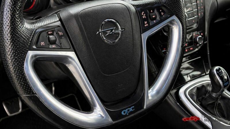 Opel Insignia SW OPC 2.8 V6 Turbo 325ch | Boîte Manuelle | Ligne Inox | Suivi Complet