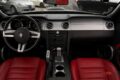Ford Mustang GT Cabriolet V8 – 80 500 km – Intérieur Rouge – Dynomax – Suivi complet