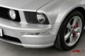 Ford Mustang GT Cabriolet V8 – 80 500 km – Intérieur Rouge – Dynomax – Suivi complet