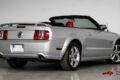 Ford Mustang GT Cabriolet V8 – 80 500 km – Intérieur Rouge – Dynomax – Suivi complet