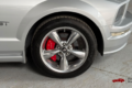 Ford Mustang GT Cabriolet V8 – 80 500 km – Intérieur Rouge – Dynomax – Suivi complet
